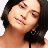 ⁦بودرة ماك NC30⁩ - الصورة ⁦3⁩